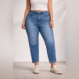 American Eagle jeans Curvy Mom Jeans women’s size 14 short